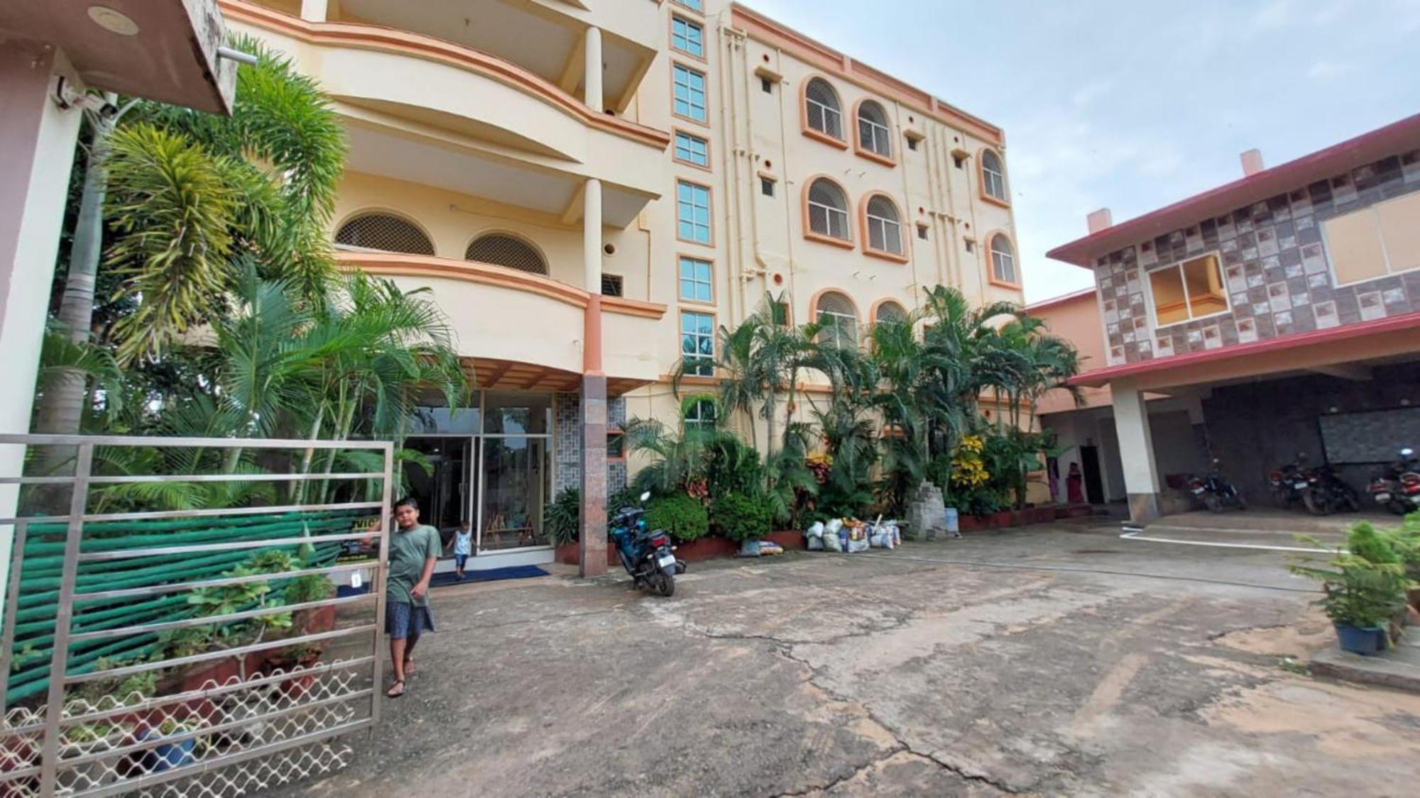 Goroomgo Silicon Residency Puri Near Sea Beach & Temple - Luxurious Room - Lift And Parking Facilities - Best Seller Εξωτερικό φωτογραφία